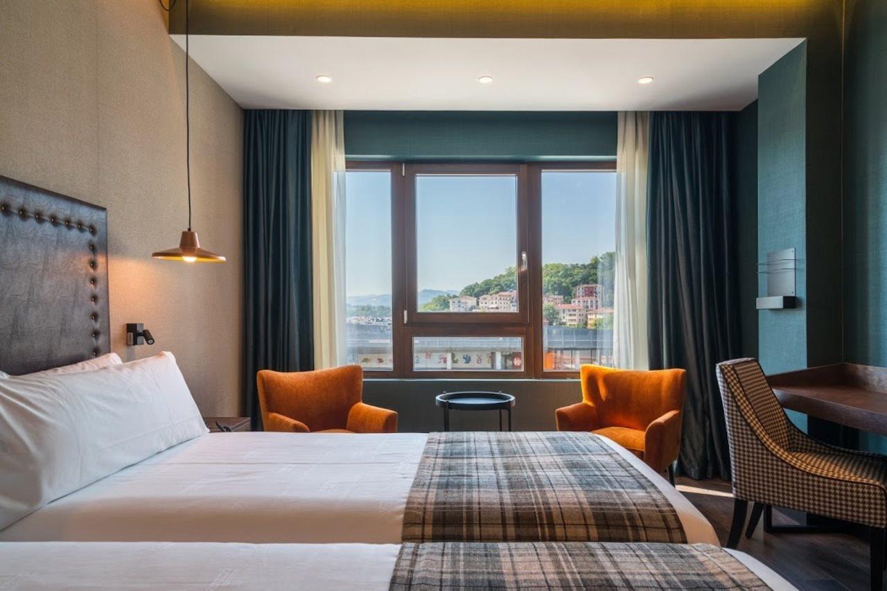 Hotel Catalonia Donosti San Sebastián Esterno foto